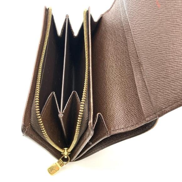 LOUIS VUITTON Brown Damier Wallet - Picture 6 of 10